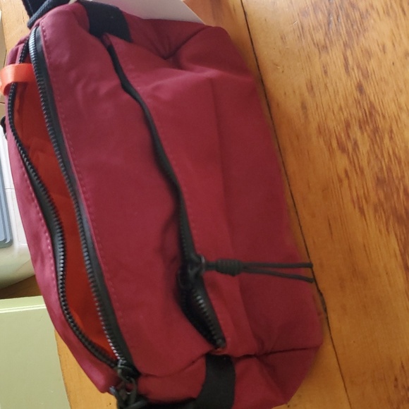 ETidy crossbody - Picture 4 of 8